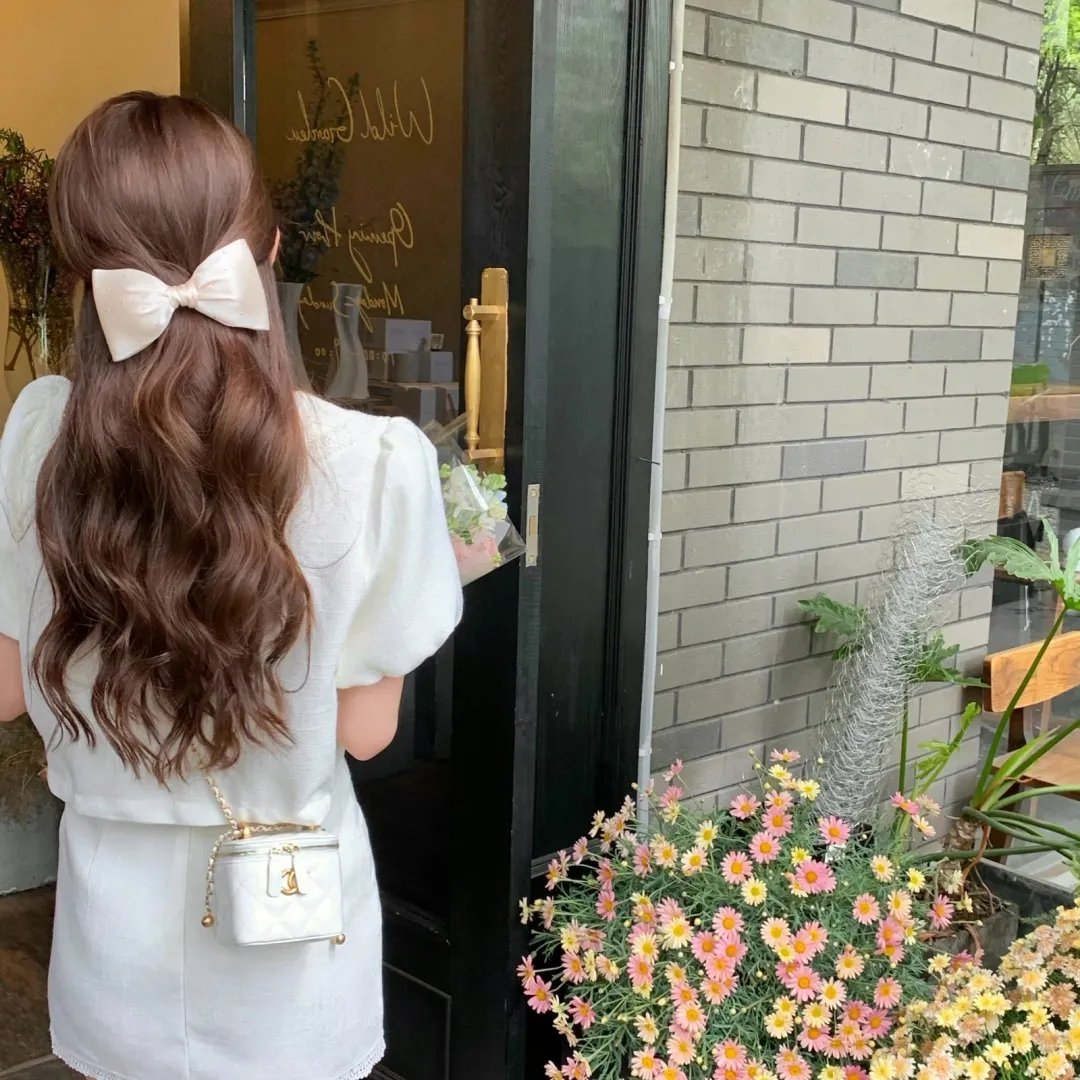 伴人而生